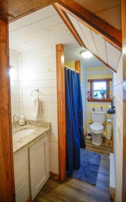 Charming Lakeview Cabin Near Geneva-On-The-Lake! Ashtabula Zewnętrze zdjęcie