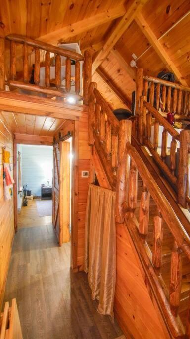 Charming Lakeview Cabin Near Geneva-On-The-Lake! Ashtabula Zewnętrze zdjęcie