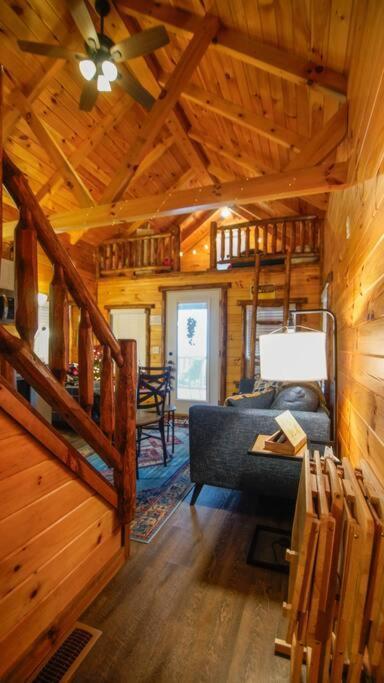 Charming Lakeview Cabin Near Geneva-On-The-Lake! Ashtabula Zewnętrze zdjęcie