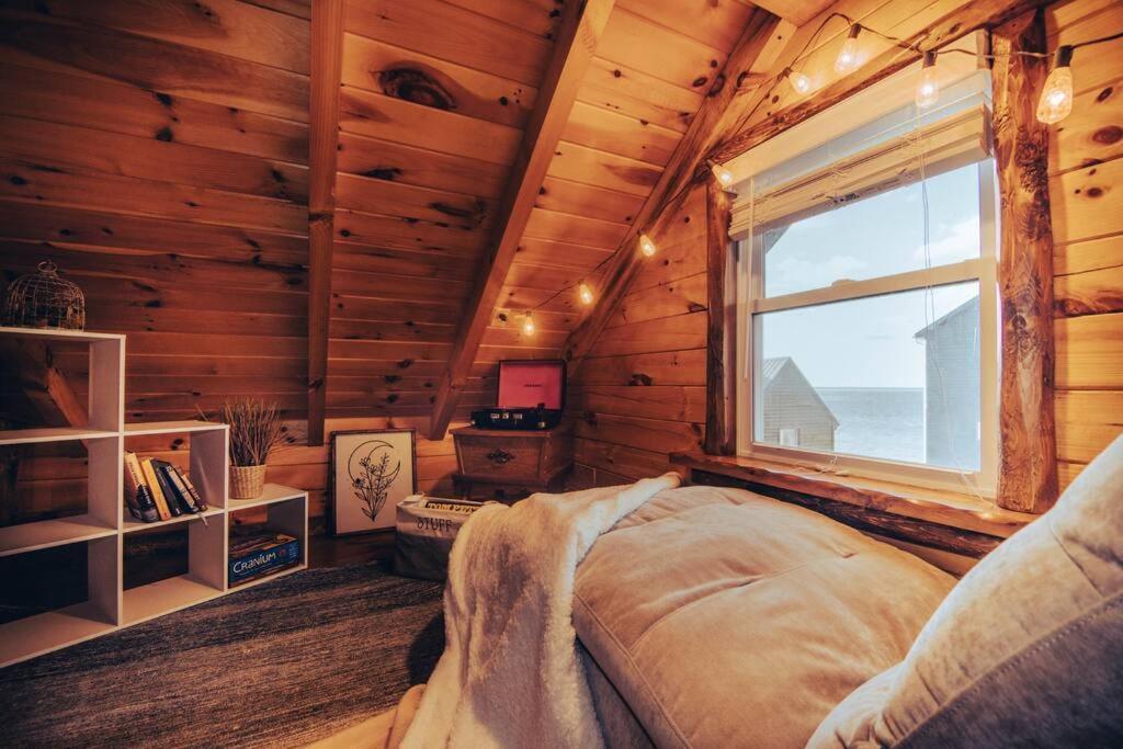 Charming Lakeview Cabin Near Geneva-On-The-Lake! Ashtabula Zewnętrze zdjęcie