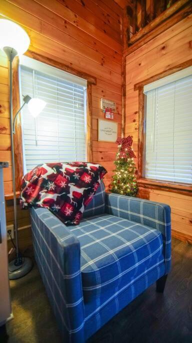 Charming Lakeview Cabin Near Geneva-On-The-Lake! Ashtabula Zewnętrze zdjęcie