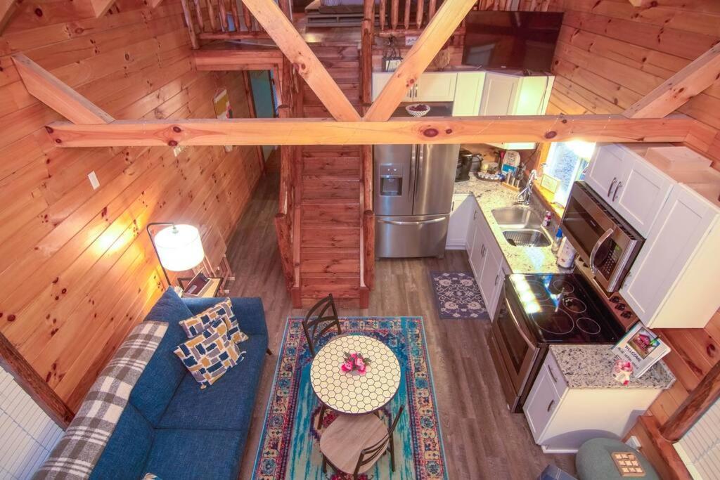 Charming Lakeview Cabin Near Geneva-On-The-Lake! Ashtabula Zewnętrze zdjęcie
