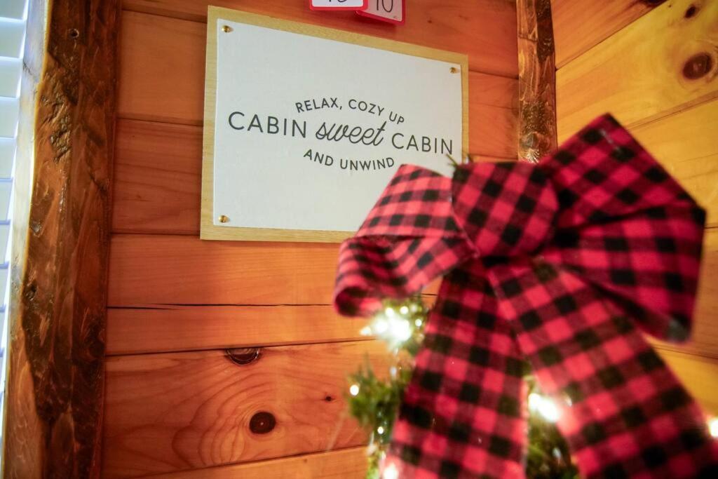 Charming Lakeview Cabin Near Geneva-On-The-Lake! Ashtabula Zewnętrze zdjęcie