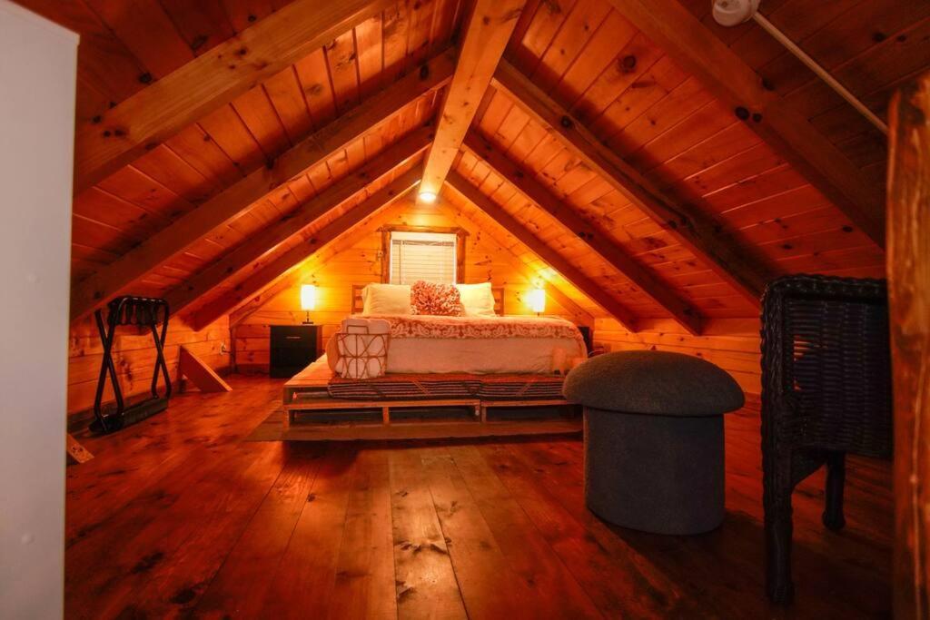 Charming Lakeview Cabin Near Geneva-On-The-Lake! Ashtabula Zewnętrze zdjęcie